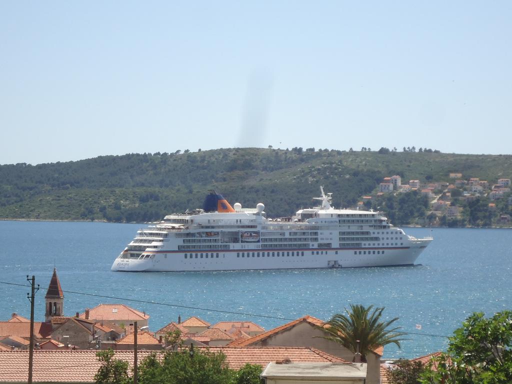 Apartment Nives Trogir Rum bild
